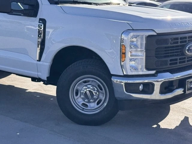 2025 Ford Super Duty 5th Gen - Image 4 of 12