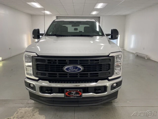 2025 Ford Super Duty 5th Gen - Image 2 of 12