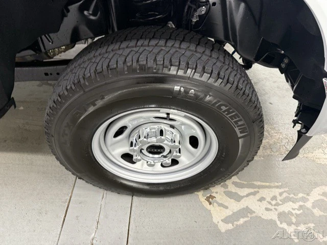 2025 Ford Super Duty 5th Gen - Image 4 of 12