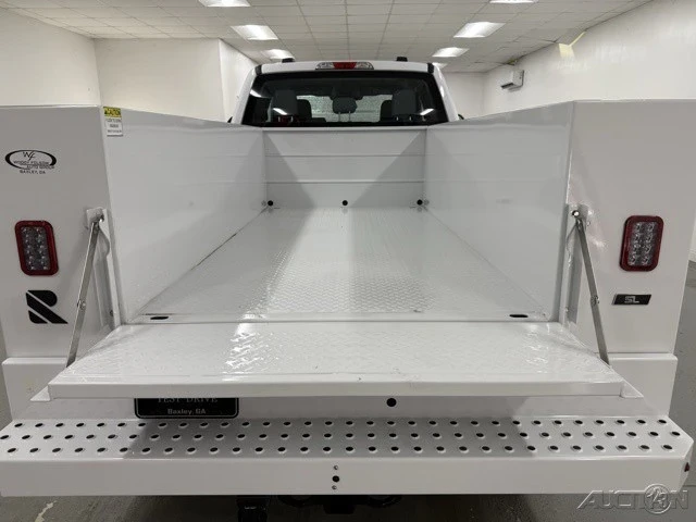 2025 Ford Super Duty 5th Gen - Image 7 of 12