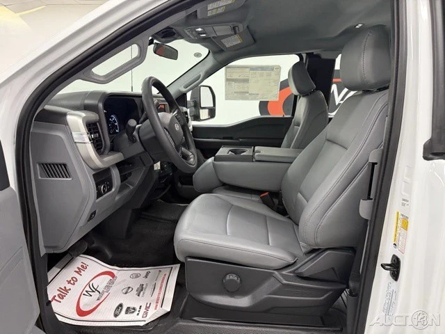 2025 Ford Super Duty 5th Gen - Image 8 of 12