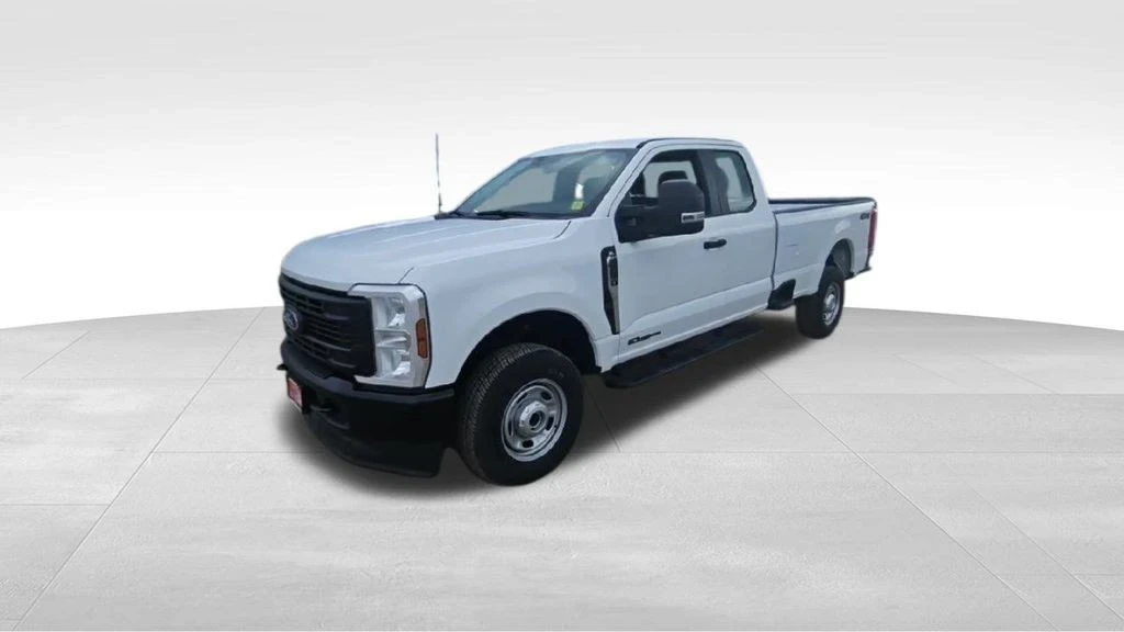 2025 Ford Super Duty 5th Gen - Image 4 of 21