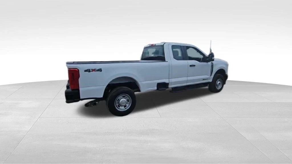 2025 Ford Super Duty 5th Gen - Image 8 of 21