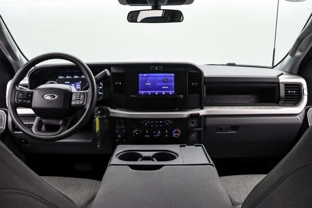 2025 Ford Super Duty 5th Gen - Image 17 of 21