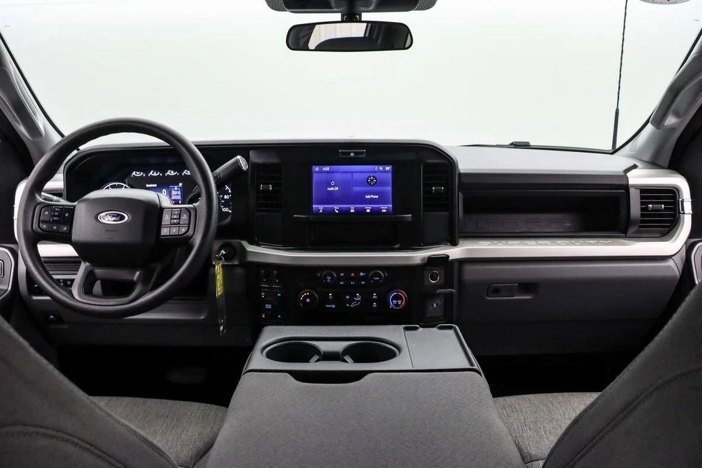 2025 Ford Super Duty 5th Gen - Image 17 of 21