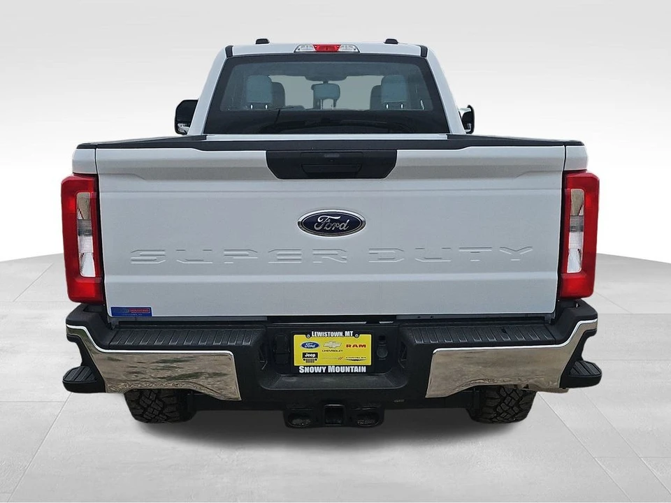 2025 Ford Super Duty 5th Gen - Image 14 of 21