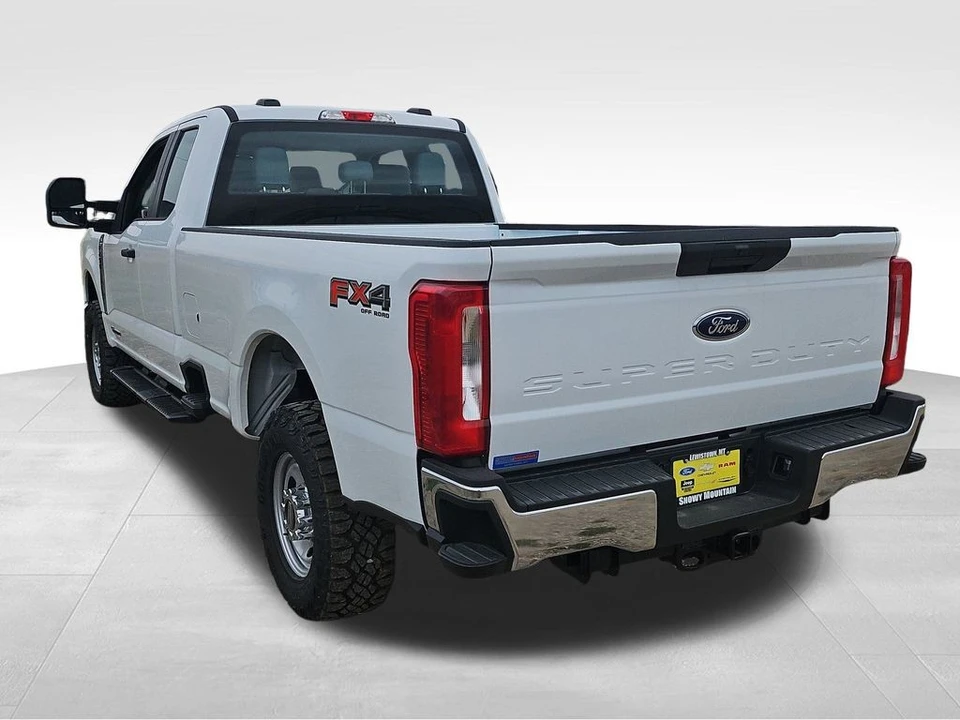 2025 Ford Super Duty 5th Gen - Image 15 of 21
