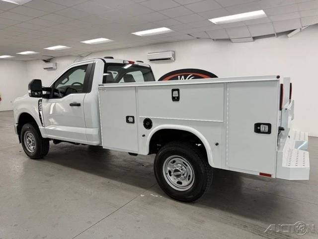 2025 Ford Super Duty 5th Gen - Image 8 of 12