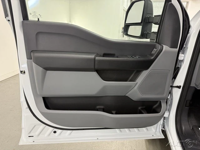 2025 Ford Super Duty 5th Gen - Image 12 of 12