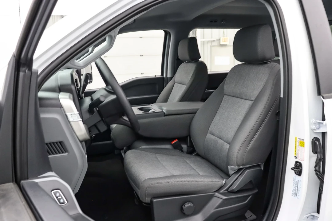 2025 Ford Super Duty 5th Gen - Image 14 of 21