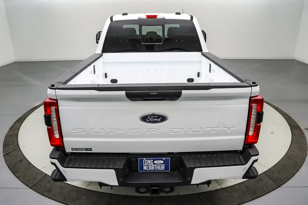 2025 Ford Super Duty 5th Gen - Image 6 of 21