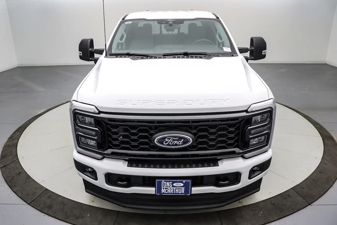 2025 Ford Super Duty 5th Gen - Image 11 of 21