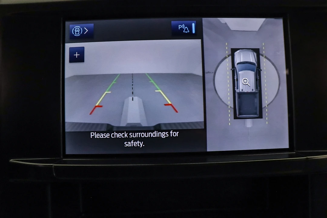 2025 Ford Super Duty 5th Gen - Image 19 of 21