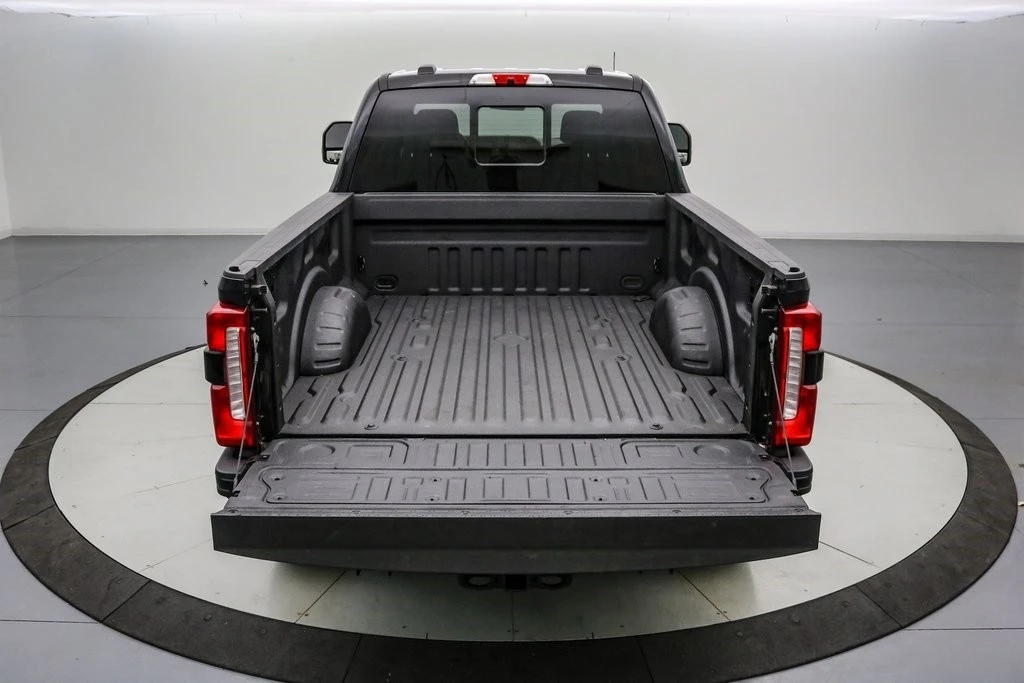2025 Ford Super Duty 5th Gen - Image 7 of 21
