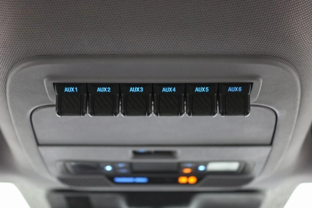 2025 Ford Super Duty 5th Gen - Image 18 of 21