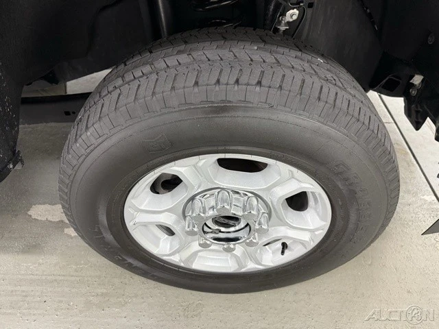 2025 Ford Super Duty 5th Gen - Image 4 of 18