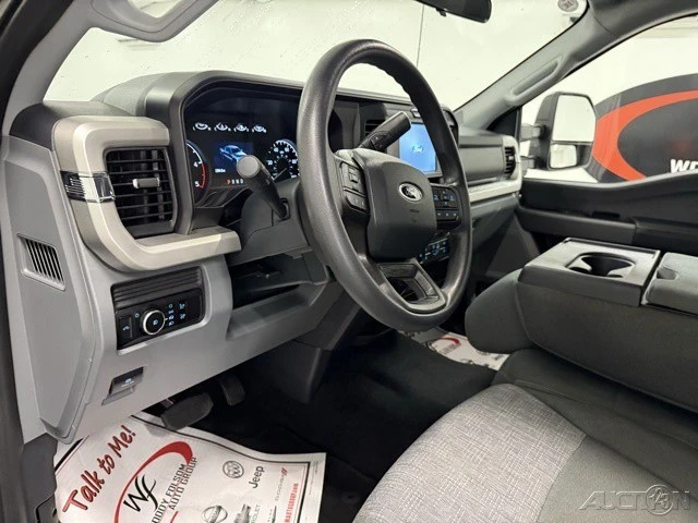 2025 Ford Super Duty 5th Gen - Image 10 of 18