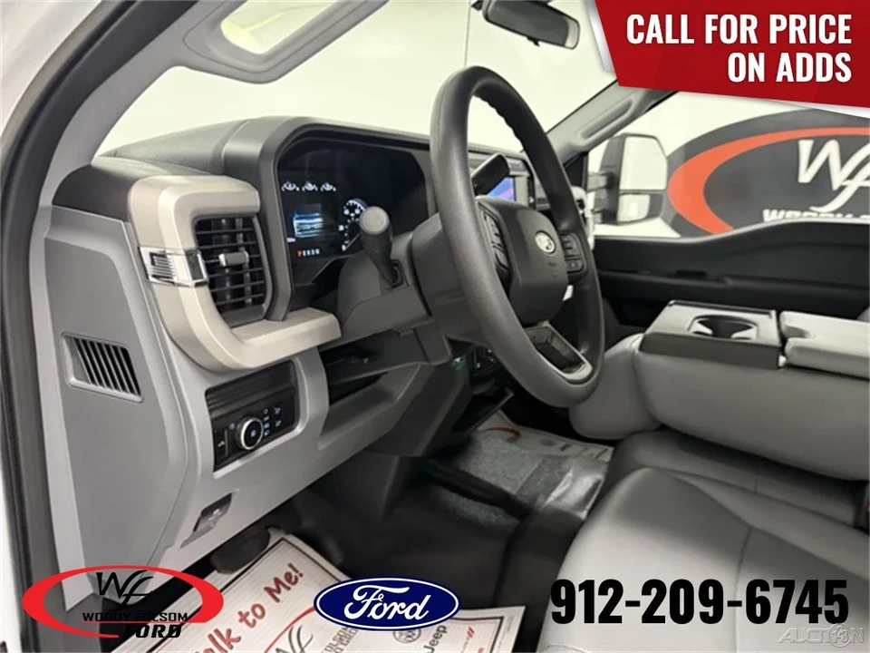 2025 Ford Super Duty 5th Gen - Image 10 of 12