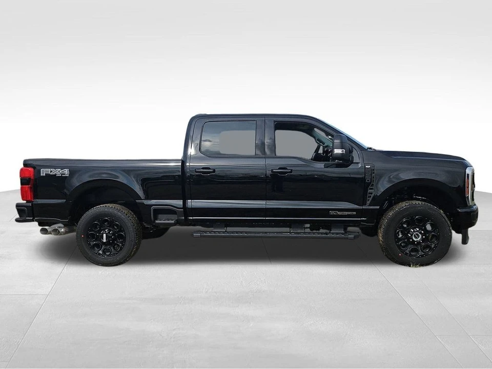 2025 Ford Super Duty 5th Gen - Image 12 of 21