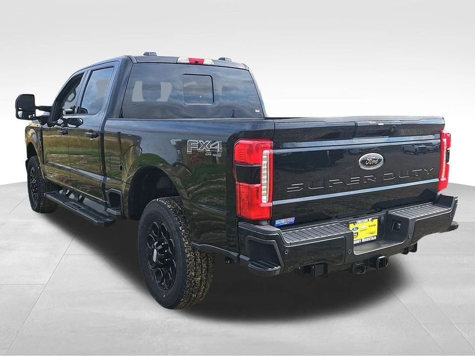 2025 Ford Super Duty 5th Gen - Image 15 of 21