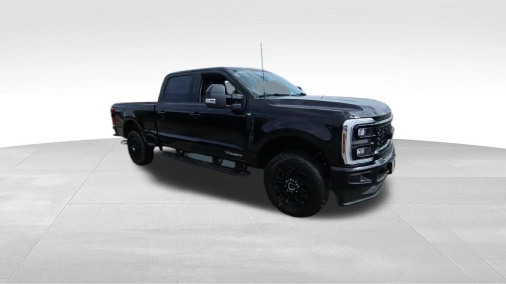 2025 Ford Super Duty 5th Gen - Image 2 of 21