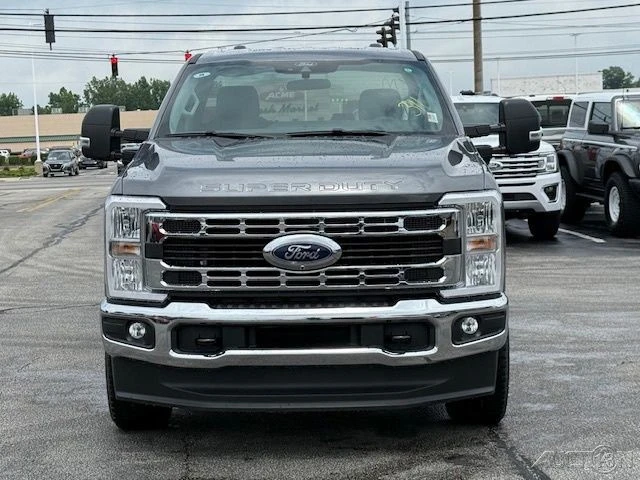 2025 Ford Super Duty 5th Gen - Image 10 of 21