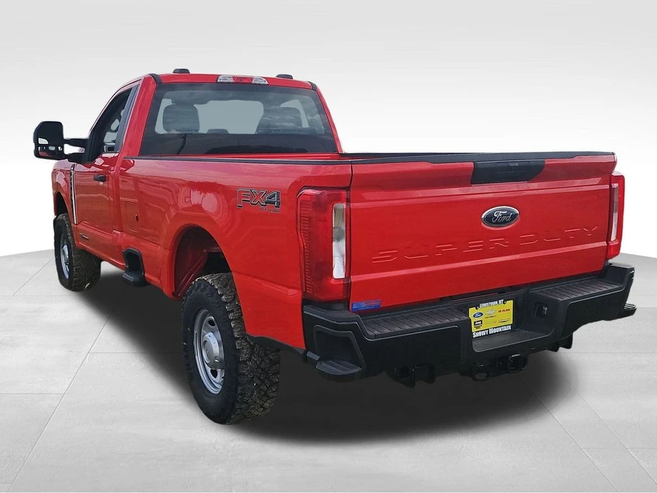 2025 Ford Super Duty 5th Gen - Image 15 of 21