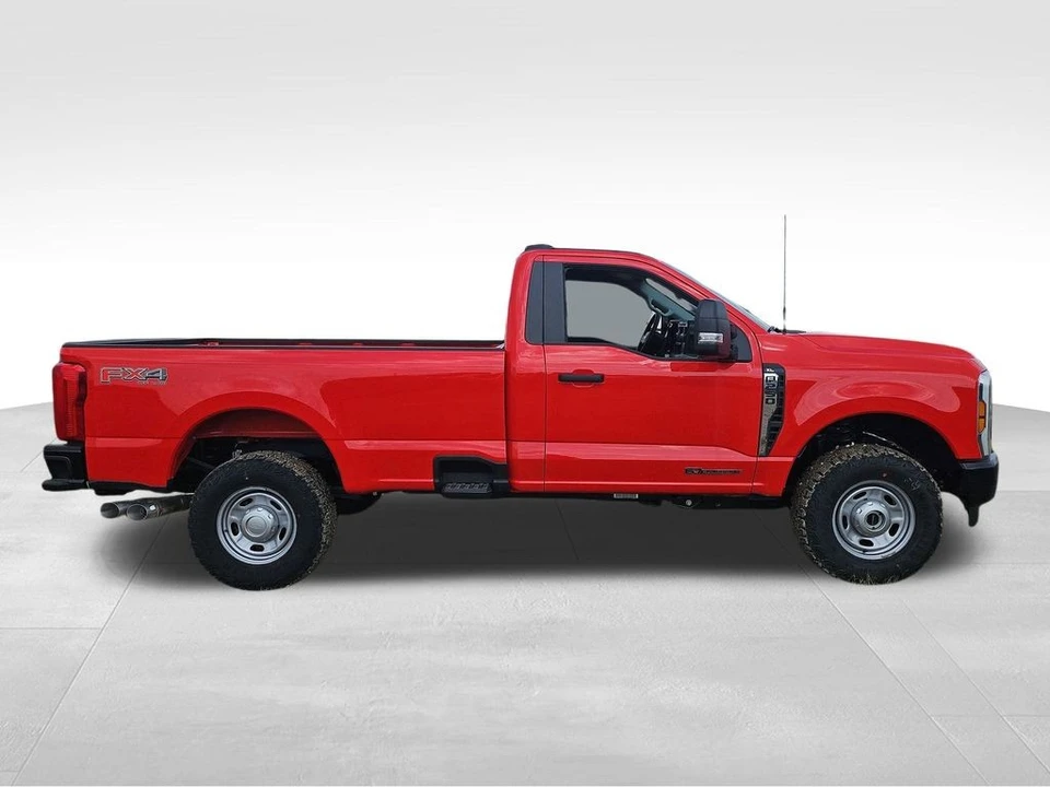 2025 Ford Super Duty 5th Gen - Image 12 of 21