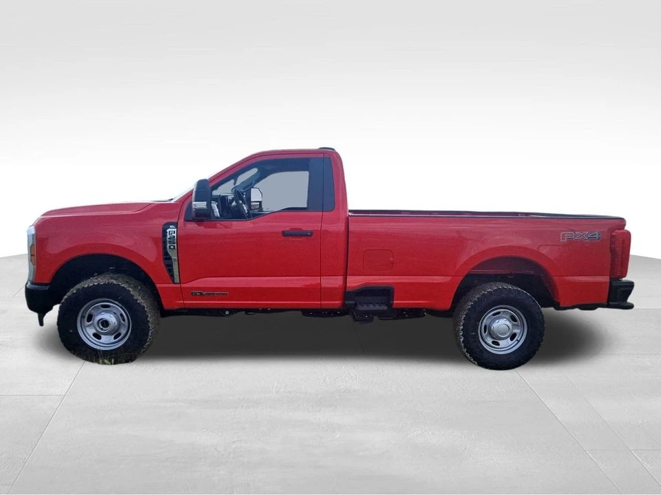 2025 Ford Super Duty 5th Gen - Image 16 of 21