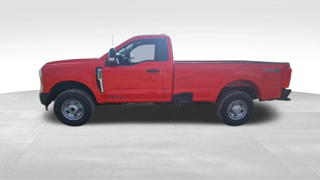 2025 Ford Super Duty 5th Gen - Image 5 of 21