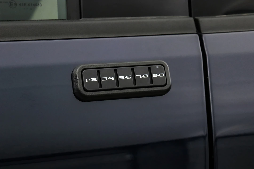 2025 Ford Super Duty 5th Gen - Image 13 of 21