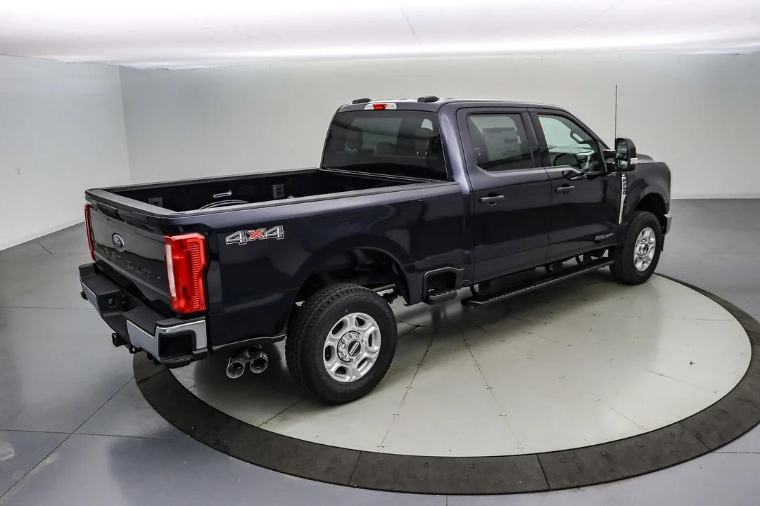 2025 Ford Super Duty 5th Gen - Image 5 of 21