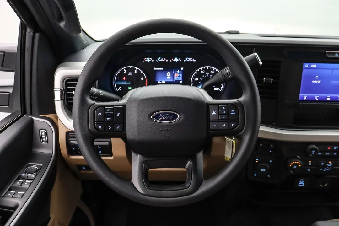 2025 Ford Super Duty 5th Gen - Image 16 of 21