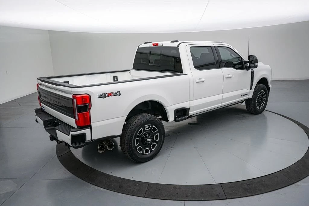 2025 Ford Super Duty 5th Gen - Image 5 of 21
