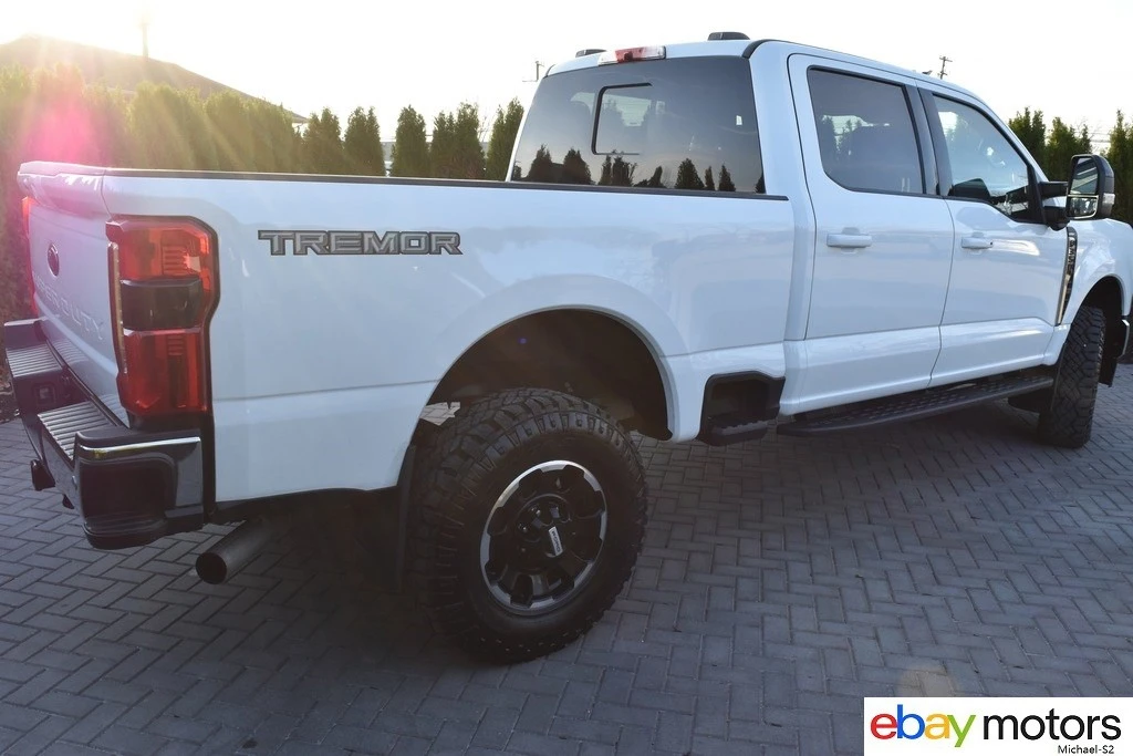 2025 Ford Super Duty 5th Gen - Image 5 of 21