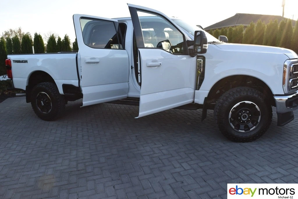 2025 Ford Super Duty 5th Gen - Image 20 of 21