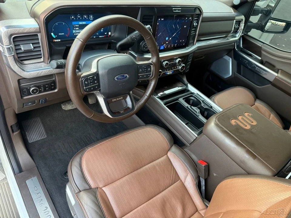 2025 Ford Super Duty 5th Gen - Image 10 of 12