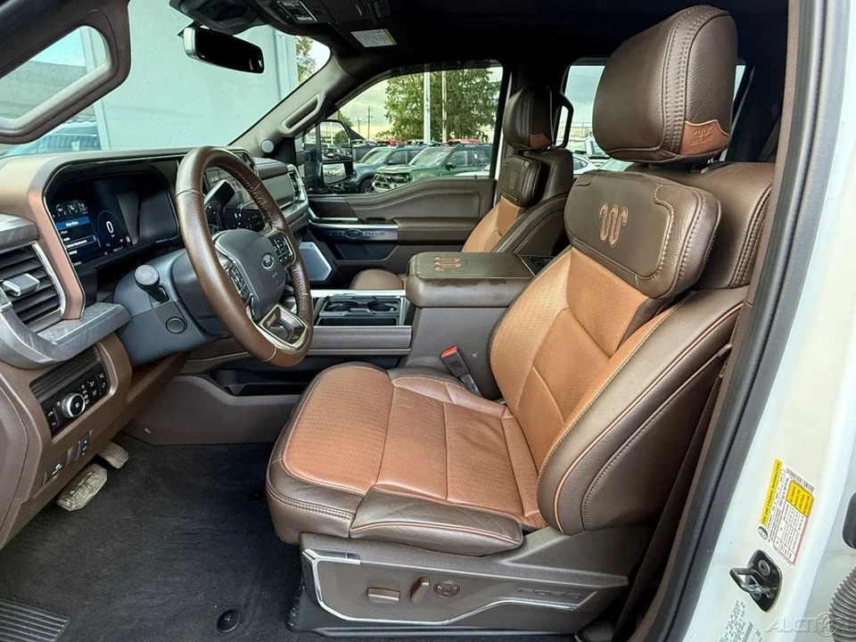 2025 Ford Super Duty 5th Gen - Image 11 of 12