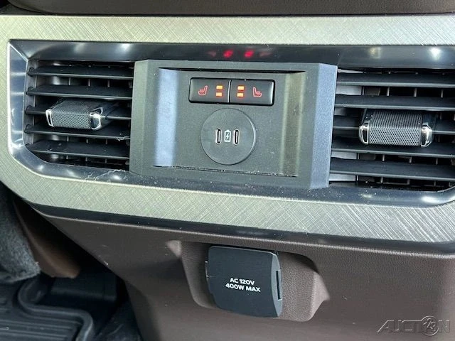2025 Ford Super Duty 5th Gen - Image 15 of 21