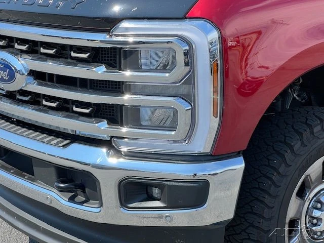2025 Ford Super Duty 5th Gen - Image 9 of 12