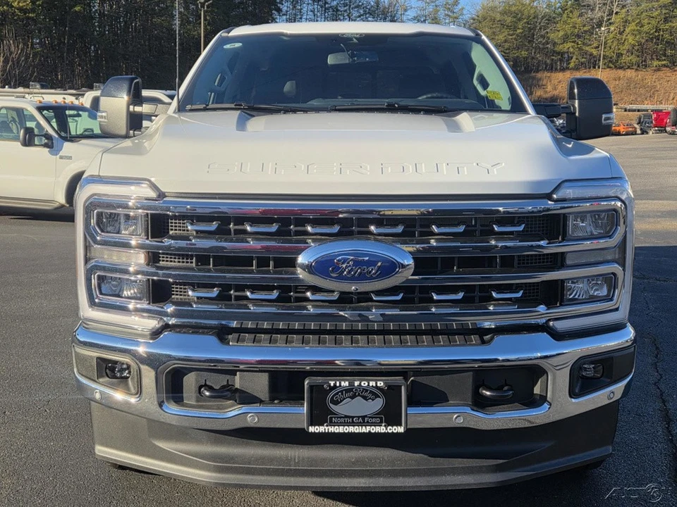 2025 Ford Super Duty 5th Gen - Image 18 of 21