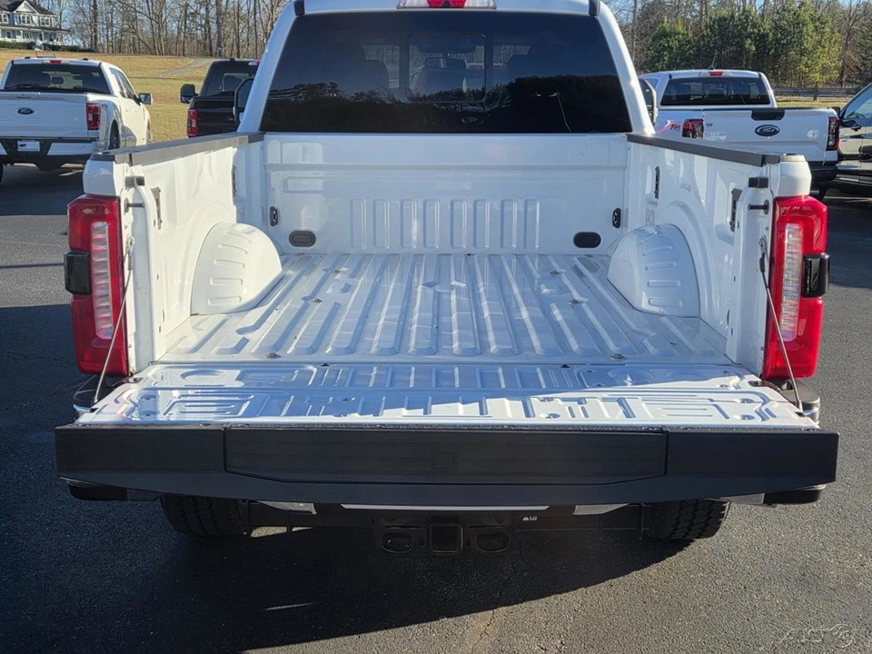 2025 Ford Super Duty 5th Gen - Image 20 of 21