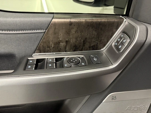 2025 Ford Super Duty 5th Gen - Image 12 of 21