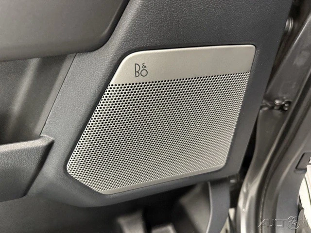 2025 Ford Super Duty 5th Gen - Image 13 of 21