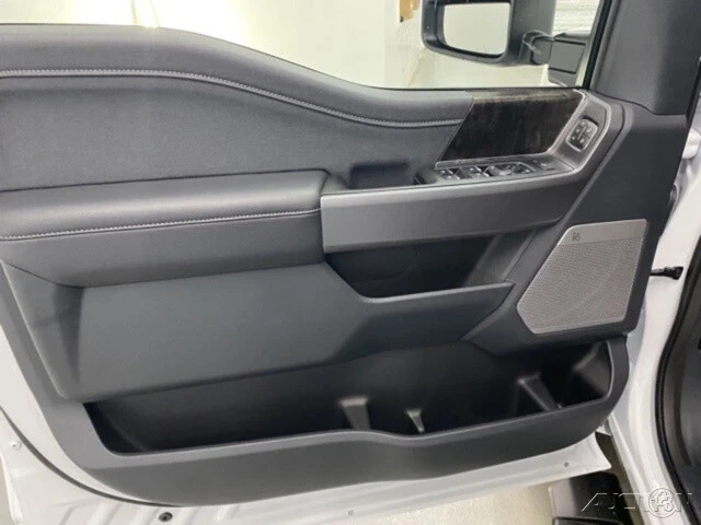 2025 Ford Super Duty 5th Gen - Image 8 of 12