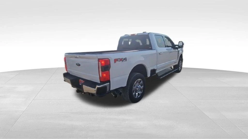 2025 Ford Super Duty 5th Gen - Image 8 of 21