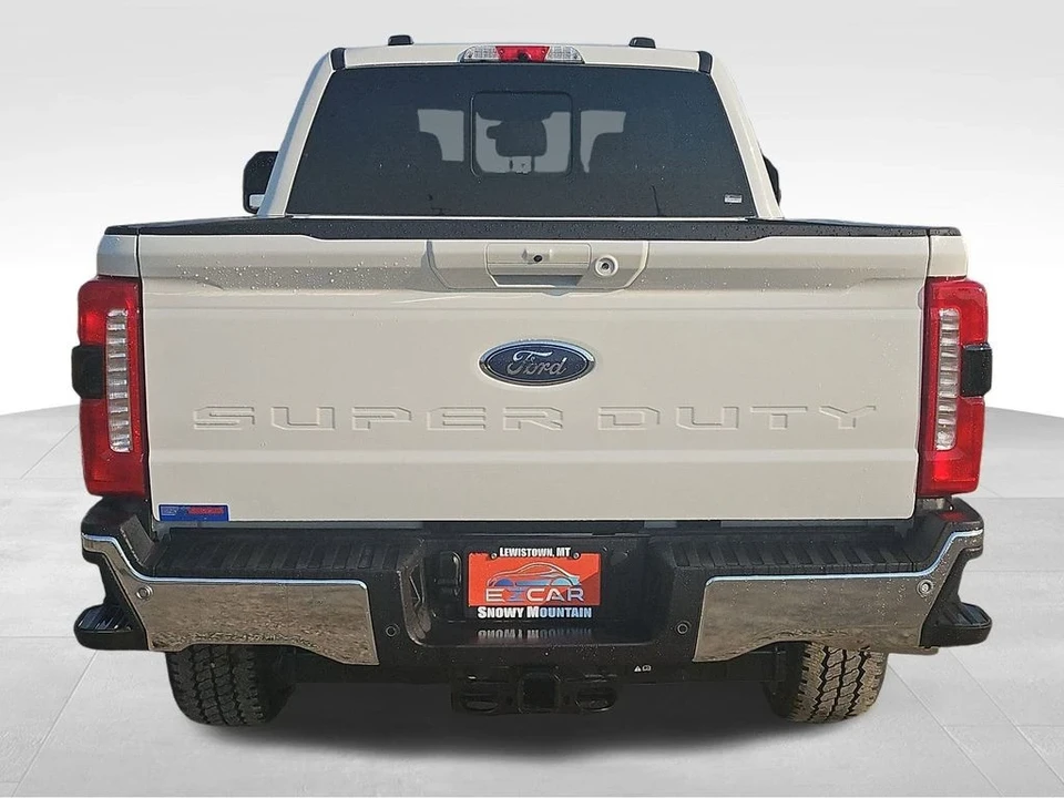 2025 Ford Super Duty 5th Gen - Image 14 of 21
