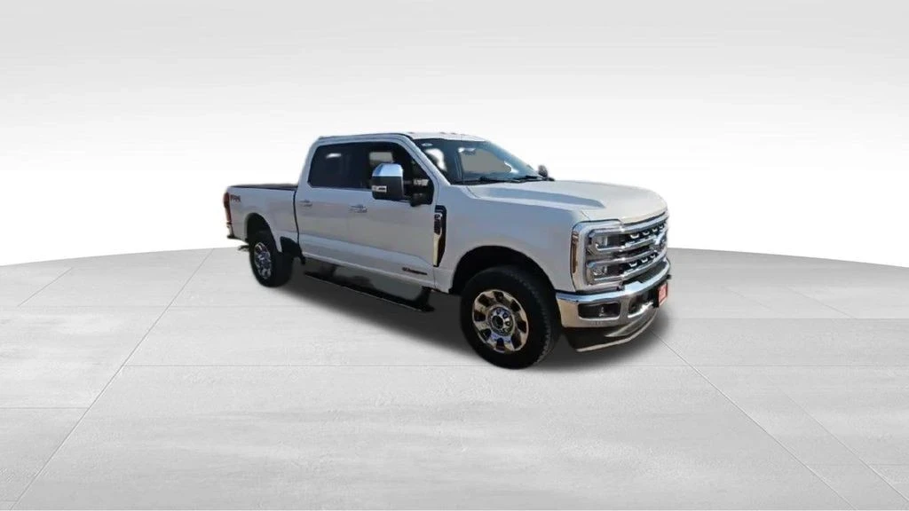 2025 Ford Super Duty 5th Gen - Image 2 of 21