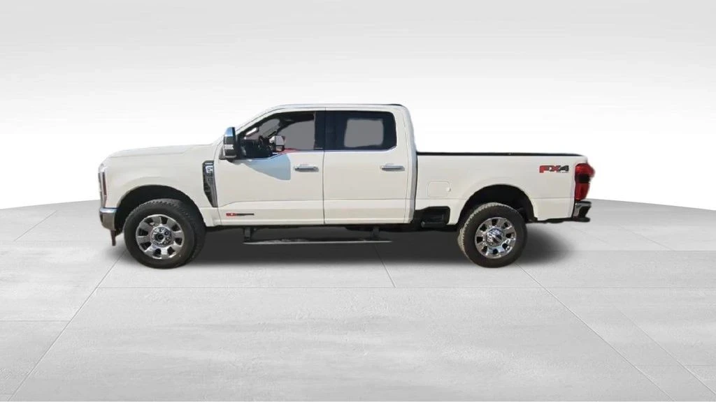 2025 Ford Super Duty 5th Gen - Image 5 of 21