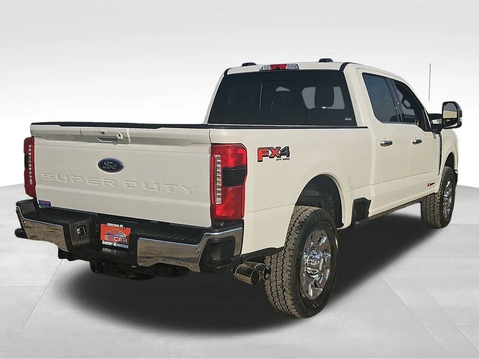 2025 Ford Super Duty 5th Gen - Image 13 of 21